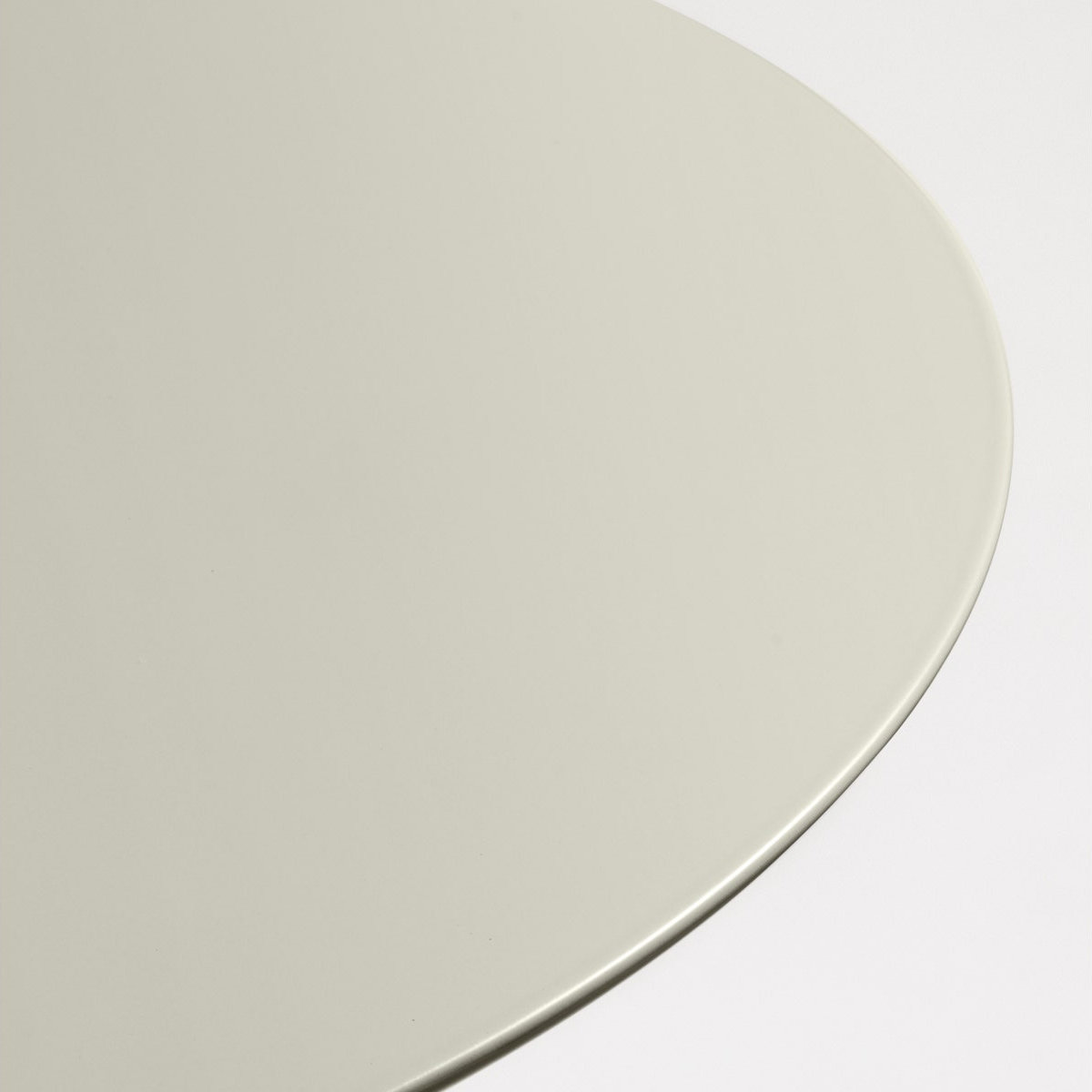 Circula Single Coffee Table, 15" H x 36" L x 36" W, Putty