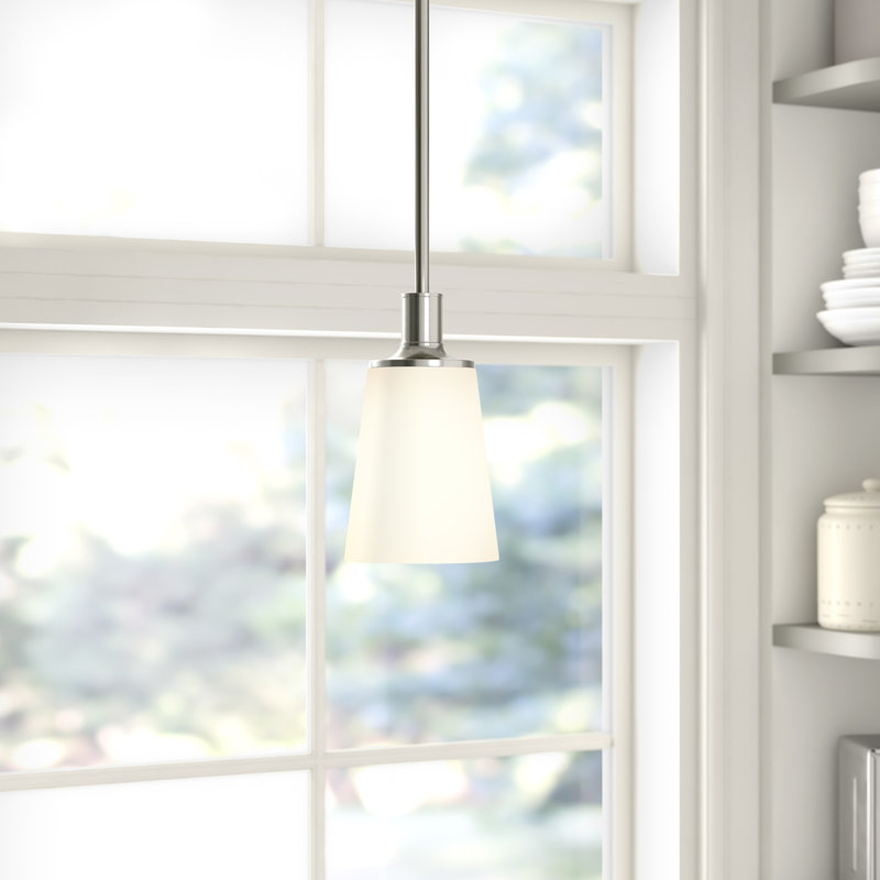 Luminaire suspendu conique à 1 lumière Alejandre, Nickel brossé