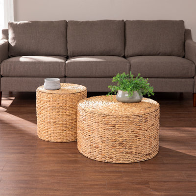 Ensemble de 2 tables de rangement rondes en jacinthe d'eau Satalia