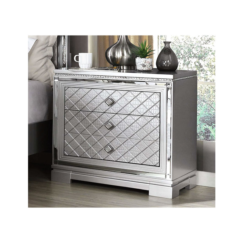 Armoire de chevet glamour en argent avec tiroirs doublés de feutre et boîte à bijoux cachée