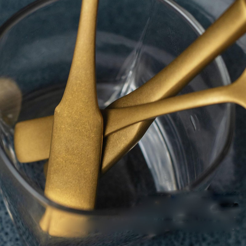 Grinding 20 Piece Tableware Set, Gold