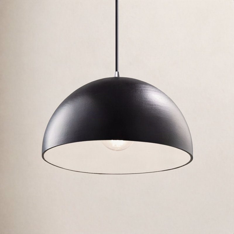 Luminaire suspendu en forme de dôme à 1 lumière de la collection Leni, Noir mat carbone, Chrome poli
