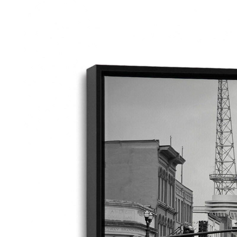 «Up Up Broadway Nashville» par Garima Dhawan, reproduction d'art sur toile, Noir, Impression encadrée sans passe-partout