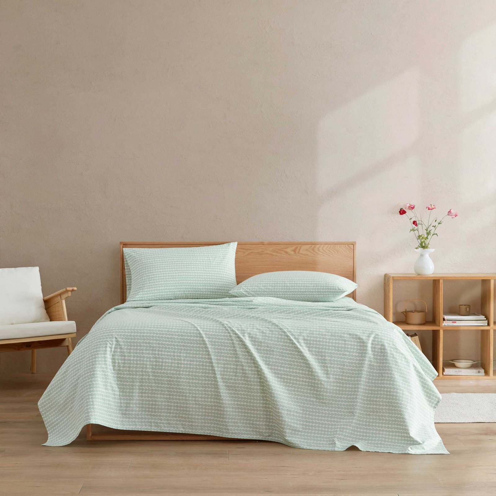 Mini Unikko Cotton Sheet Set, Queen Sheet Set with 2 Standard Pillowcases, Green Poka Dot
