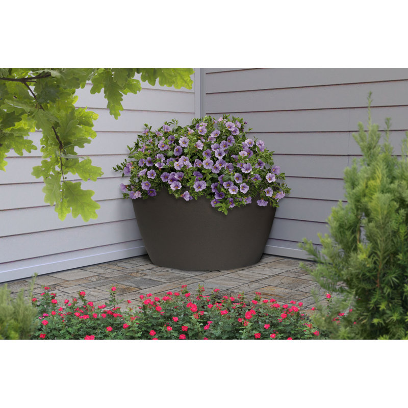 Corner Plastic Pot Planter, Brownstone