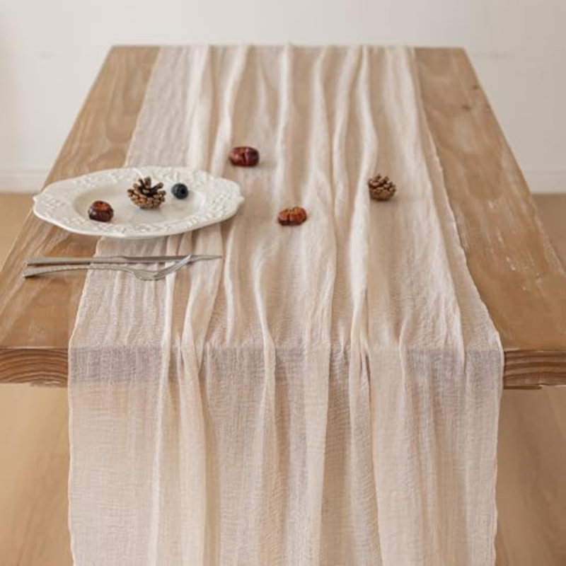 Chemin de table beige clair avec décorations pour fêtes 120 pouces