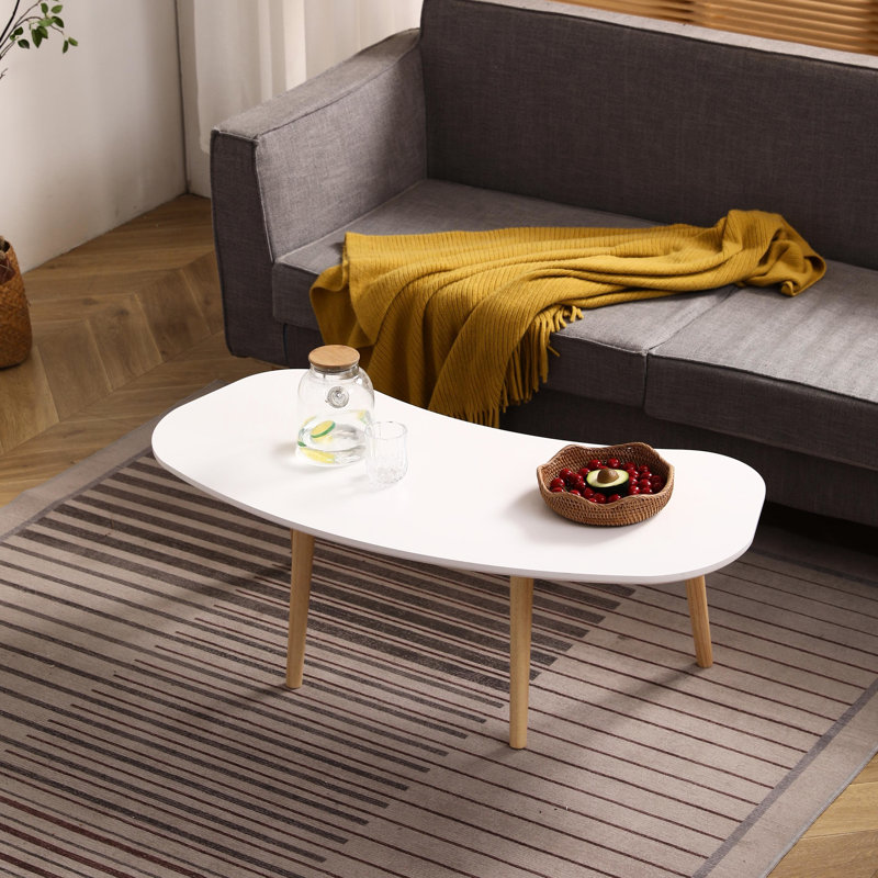 Table basse en bois massif avec pieds en forme d'écrou, 43 po x 21 po, blanc et chêne, facile à installer, spacieuse pour les boissons et les collations, s'harmonisant avec le salon