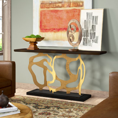Console sculptée 74 po