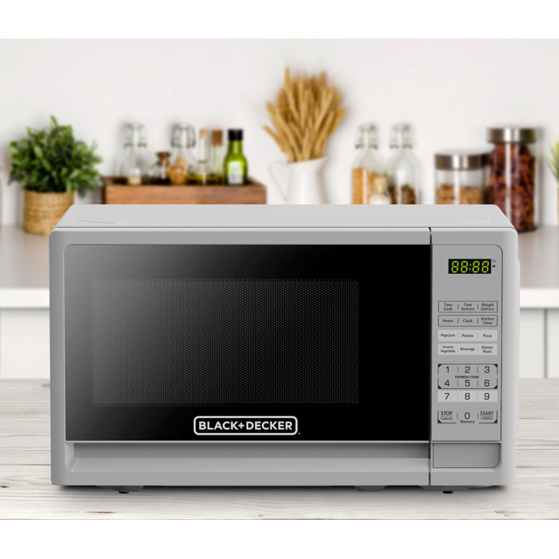 Black + Decker BLACK+DECKER 0.7 Cubic Feet Countertop Microwave ...