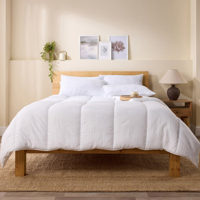 Snuggledown Scandinavian Hollowfibre 4.5 Tog Summer Duvet