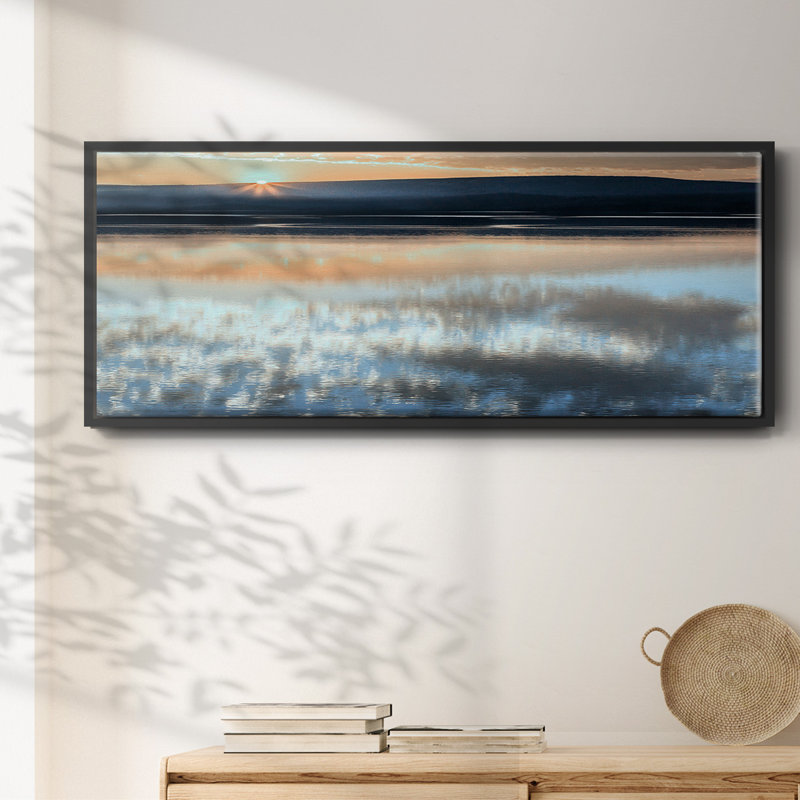 Serene Sunrise - toile encadrée, H 20 po x l 50 po