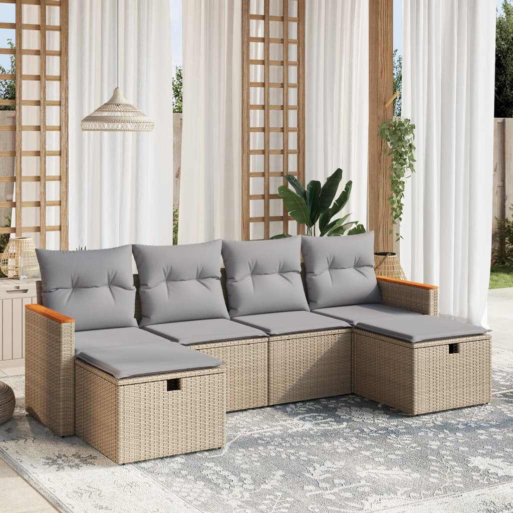 Gartensofa mit Kissen