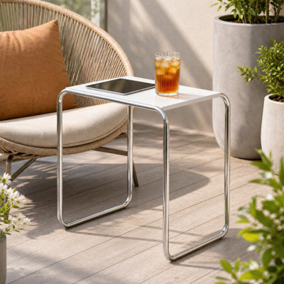 Table de bout moderne, structure en fer chromé, conception peu encombrante