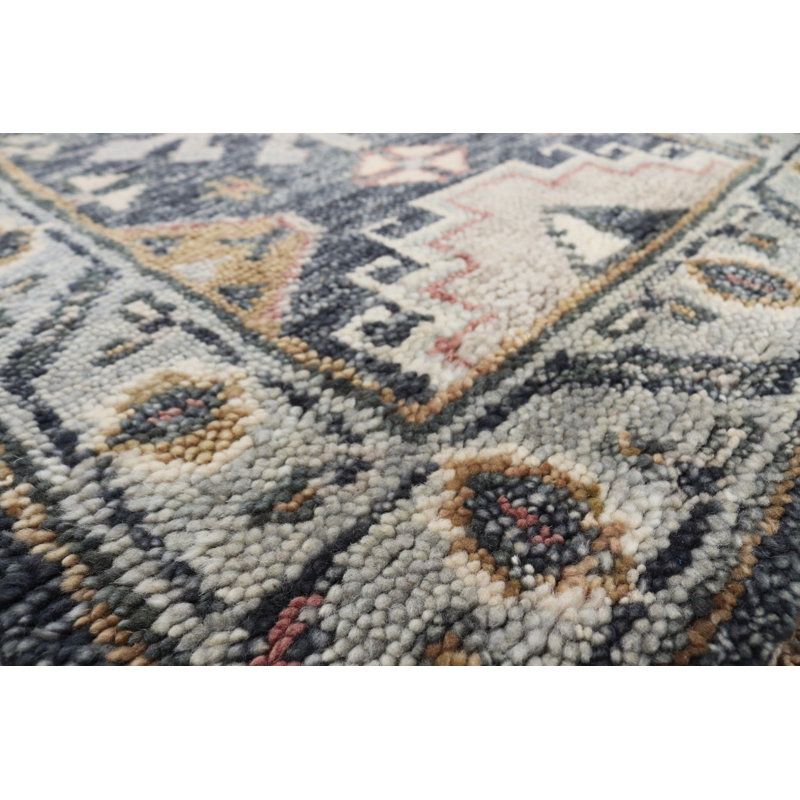 Oriental Area Rug in Gray