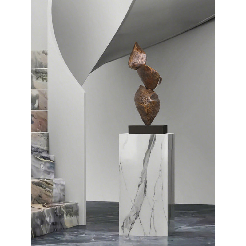Sculpture moderne en résine minimaliste avec base en marbre