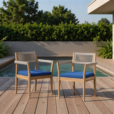 Ensemble de 2 chaises d'extérieur en bois d'acacia tressé minimalistes et pratiques - Mobilier de patio toutes saisons pour le jardin, la piscine et la cour (durable et élégant)