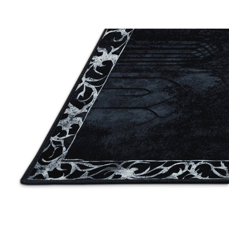 Moonlit Wreath Rug, Round 8'