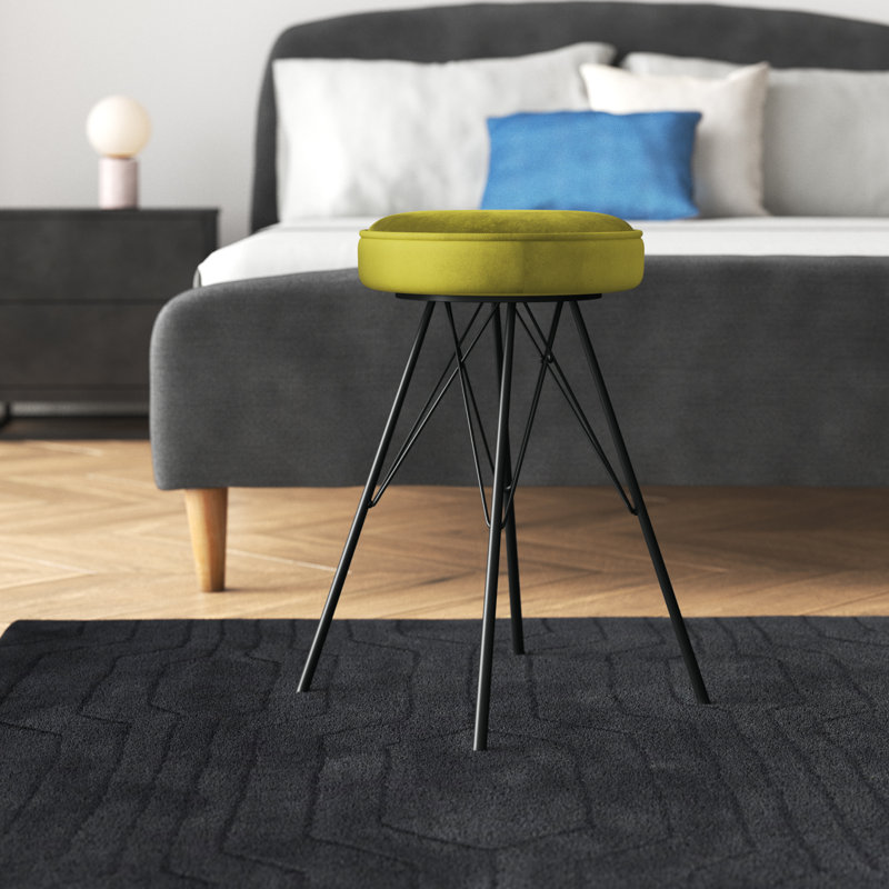Byerly Metal Accent Stool, Green