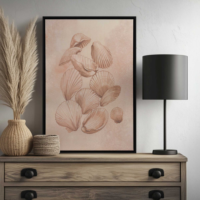 «Saltwater Shell Study I» par Grace Popp, reproduction d'art sur toile, H 48 po x l 32 po, Noir