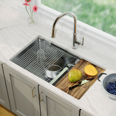 Évier de cuisine à double cuve en acier inoxydable 32 po Elite