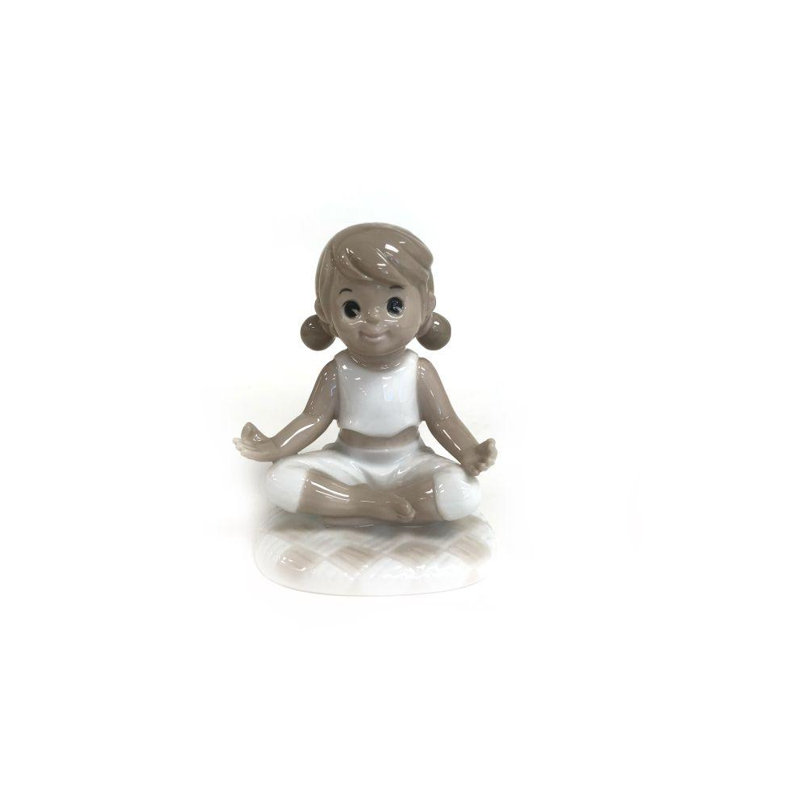 Fille à yoga Combest