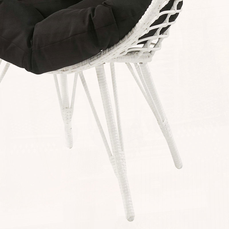 Chaise longue en tissu et osier avec siège confortable