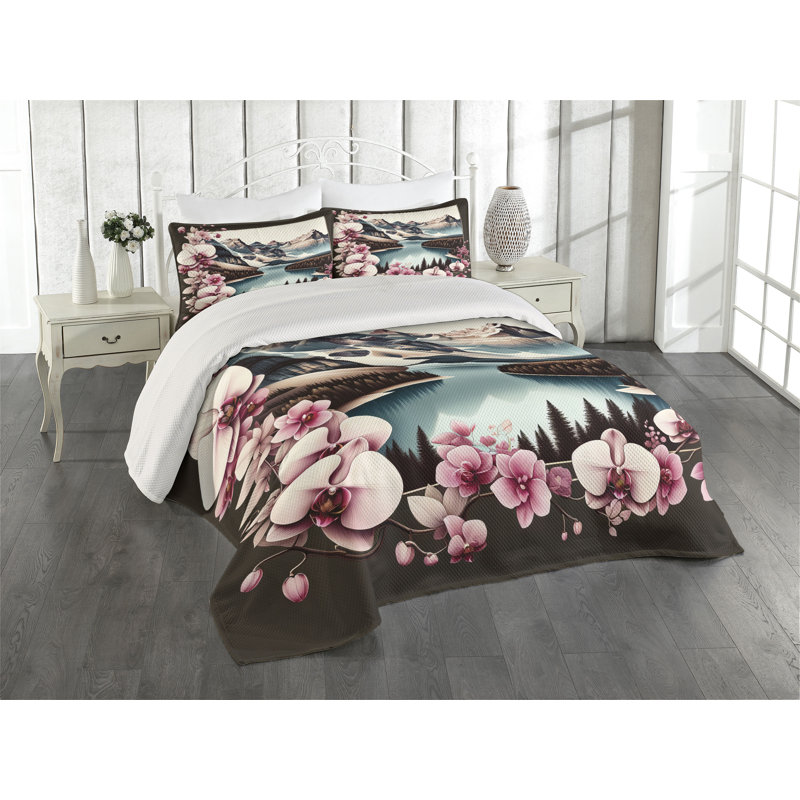 Polyester Floral Coverlet, Queen Coverlet + 2 Standard Shams