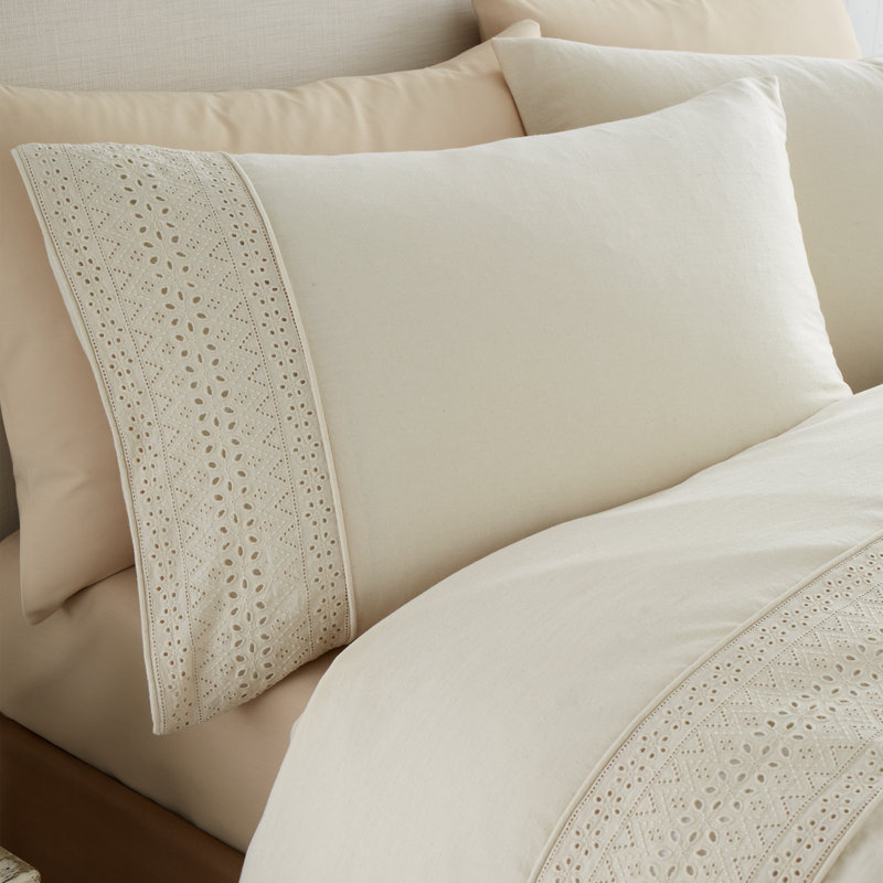 Broderie Anglaise Duvet Cover Set, Cream, King Duvet Cover Set + 2 Pillowcases