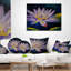 Coussin décoratif imprimé de fleurs de lotus mauve-29883517-89812244