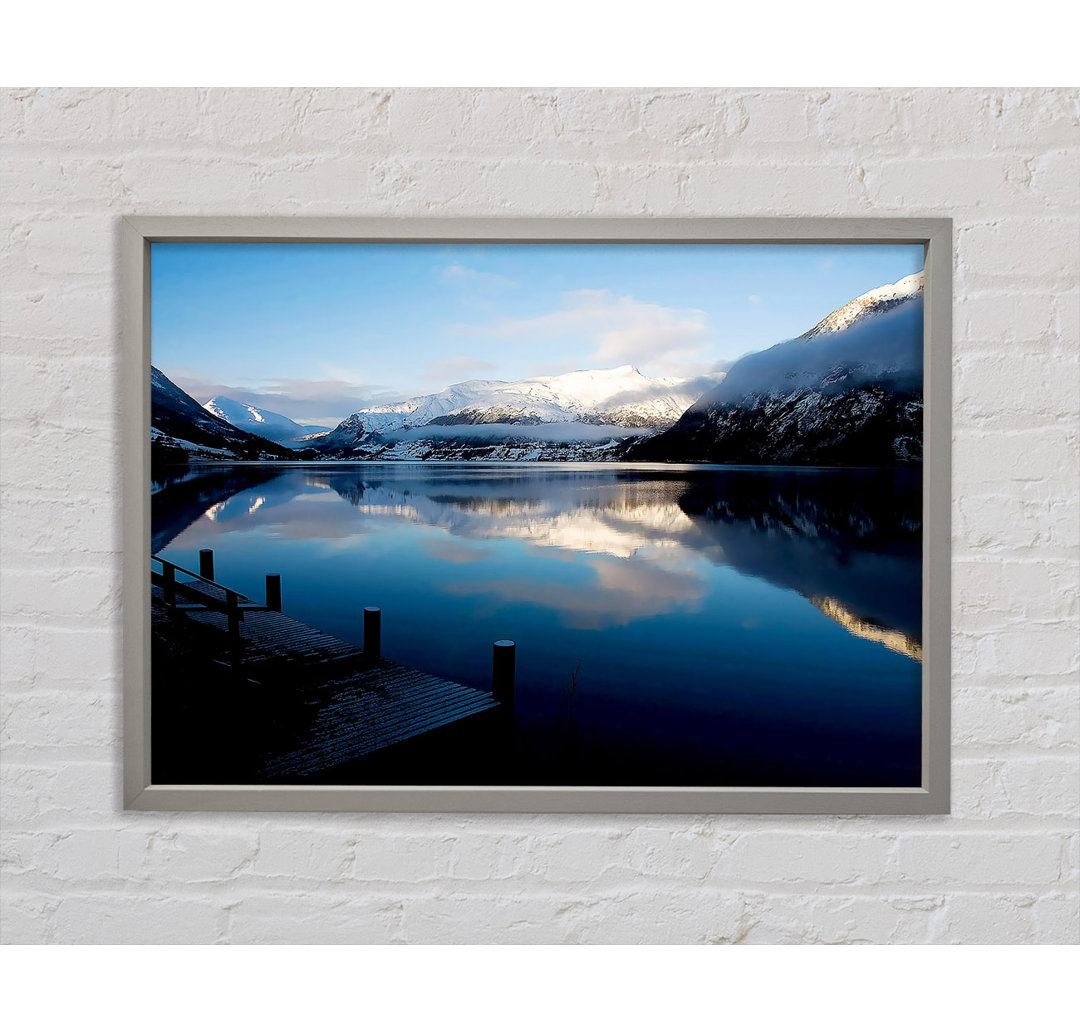 Gerahmtes Wandbild Blue Lake Calm