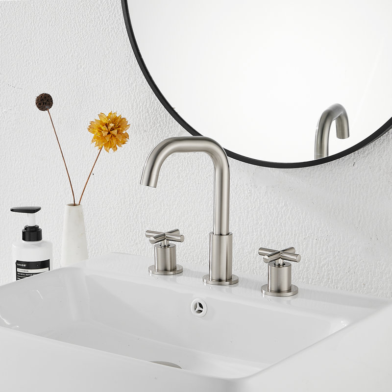 2-handle Bathroom Faucet with Drain Assembly, Chrome