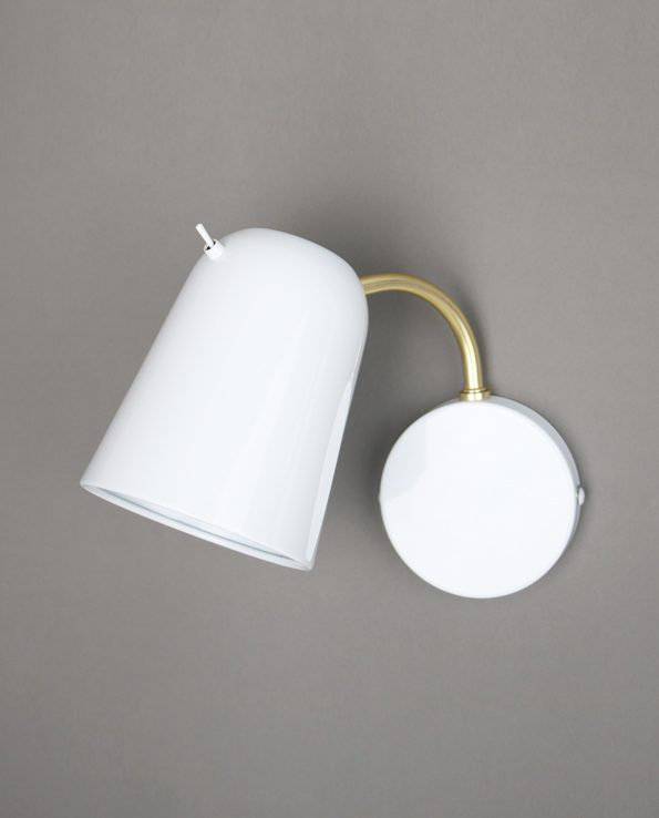 Dobi 1 - Light Armed Sconce, White/Brass