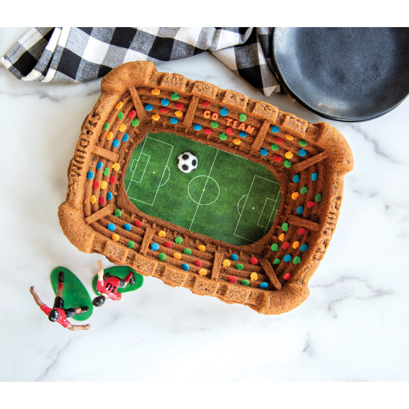 Nordic Ware Stadium Pan