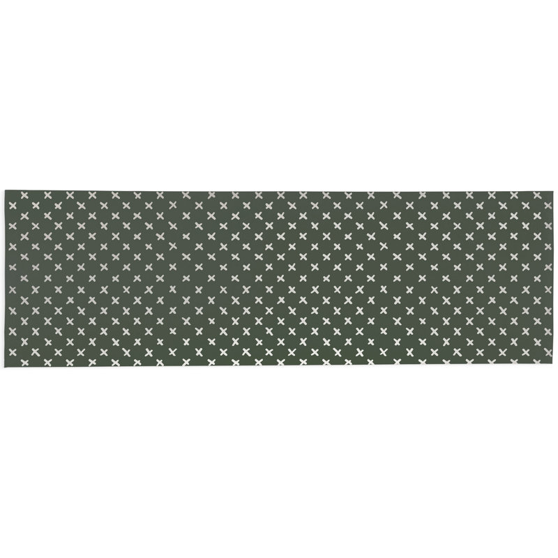 Criss Cross Non-Slip Outdoor Rug, Runner 2'6" x 8'