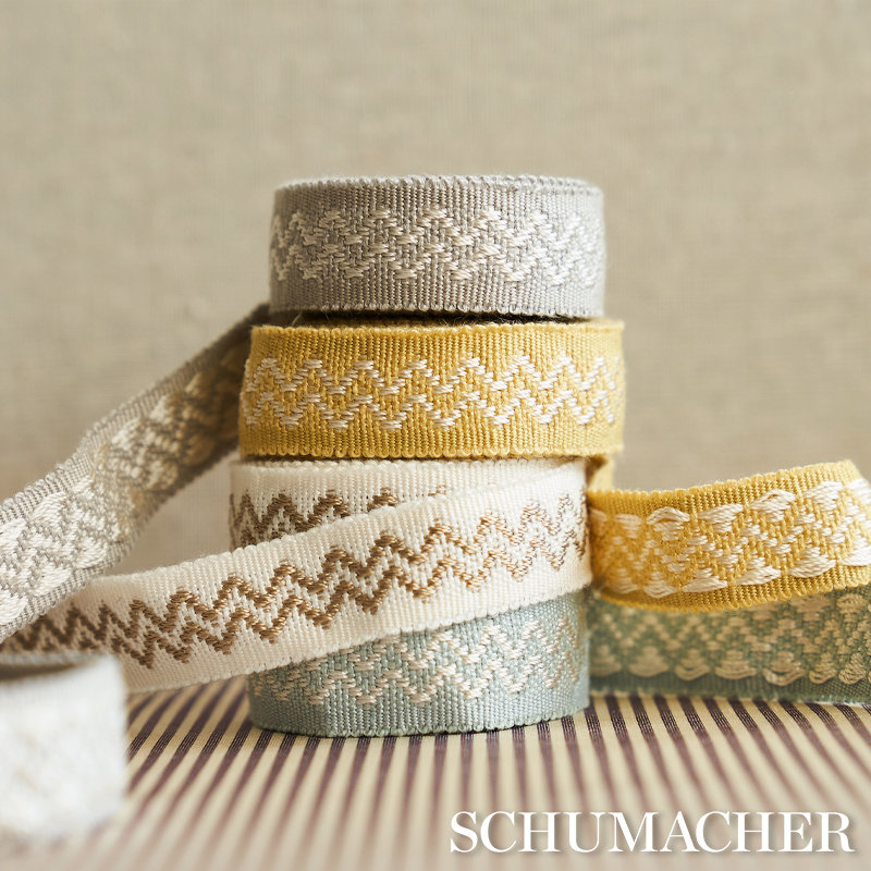 Ebba Tape, Ivory