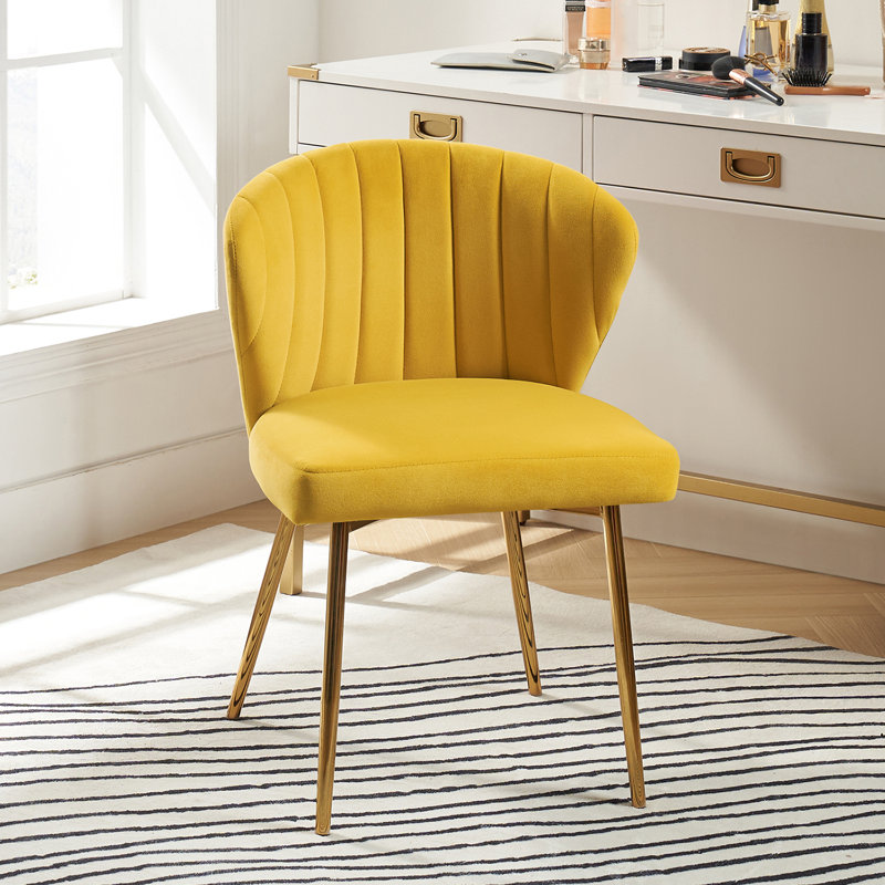 Fauteuil d'appoint moderne en velours avec dossier capitonné H 29 po Leona, Velours jaune