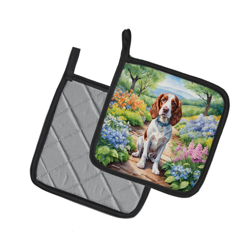 Caroline's Treasures Floral Polyester Potholder Set