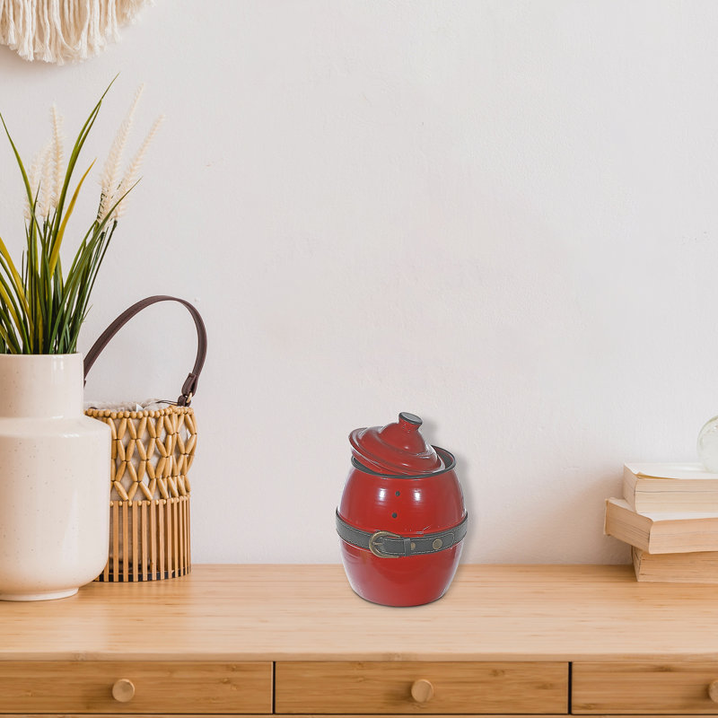 Pot en métal avec couvercle