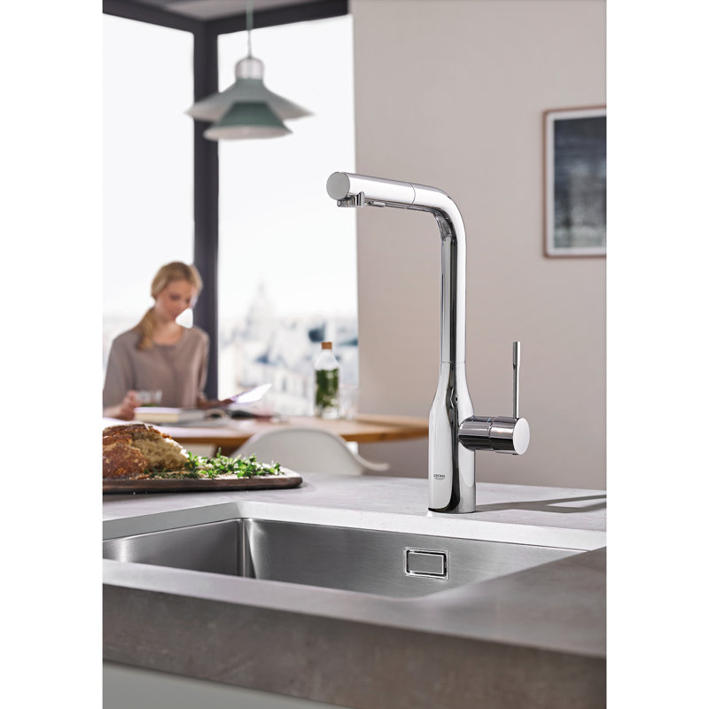 Robinet de cuisine à poignée simple Essence, Chrome ciel étoilé