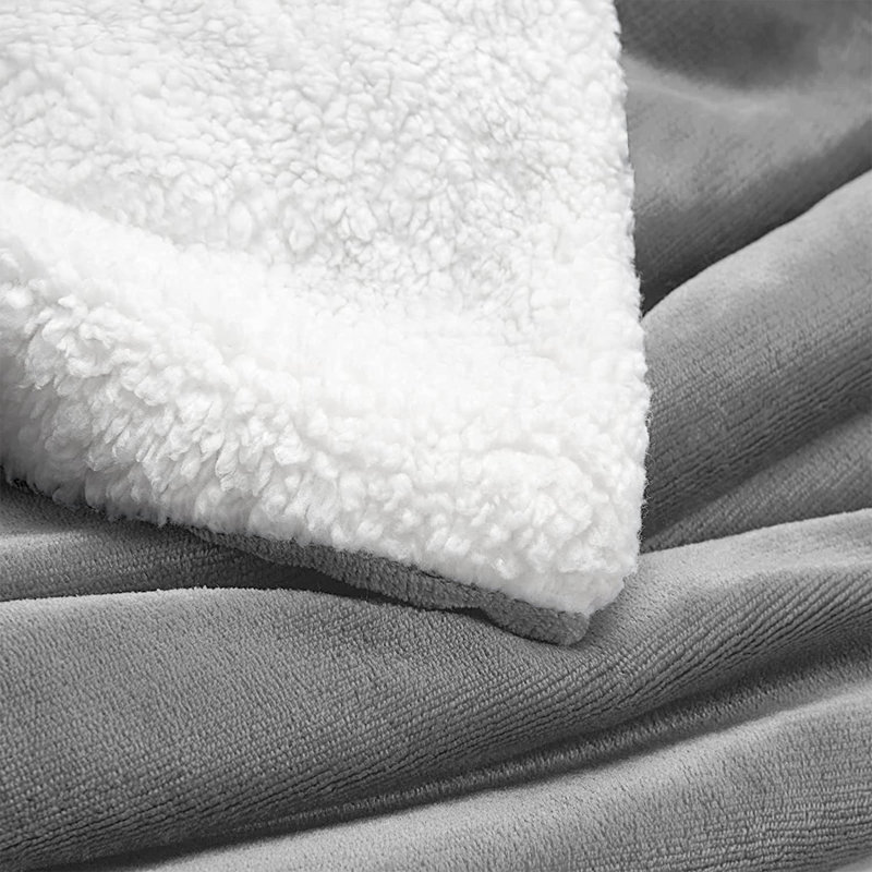 Formaran Sherpa Fleece Fur Thick Reversible Blanket Throw, W200 x L240cm, Silver