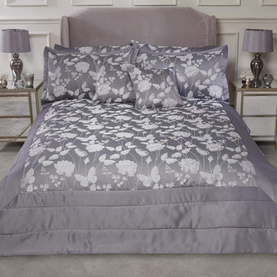 Esmond Polyester Floral Bedspread with Pillow Shams Included