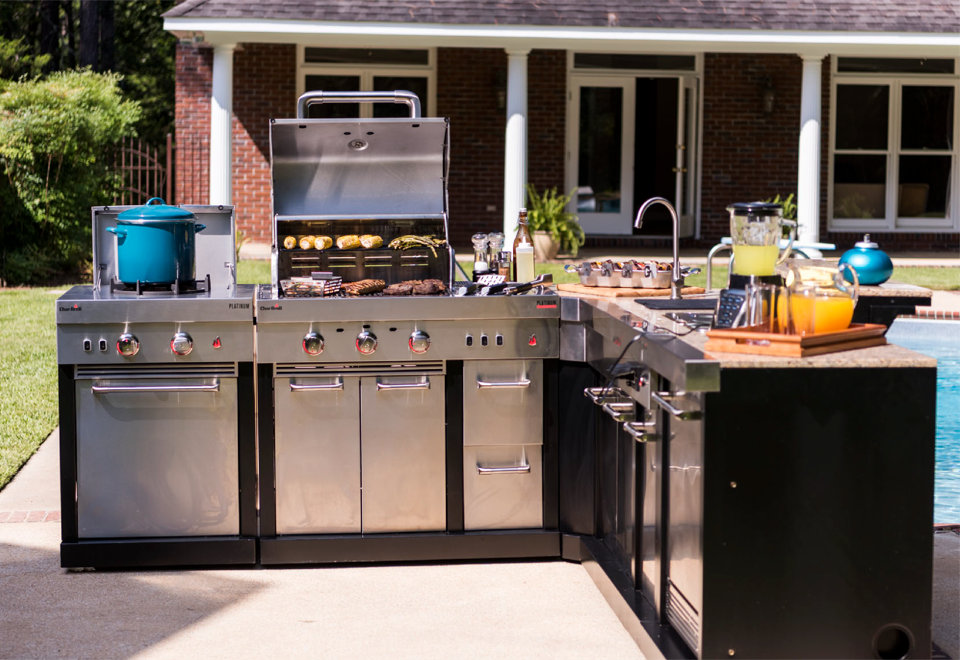 Outdoor Kitchens