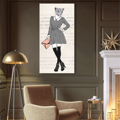 Pretty Girl 1 Piece Wrapped Canvas Wall Art