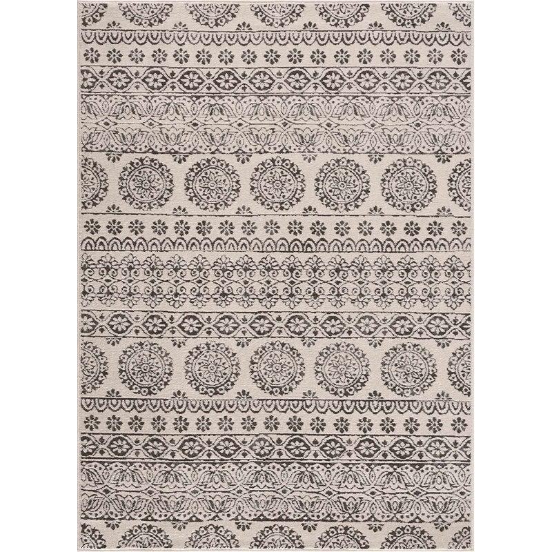 Batty Floral Indoor Rug, Rectangle 6'7" x 9'