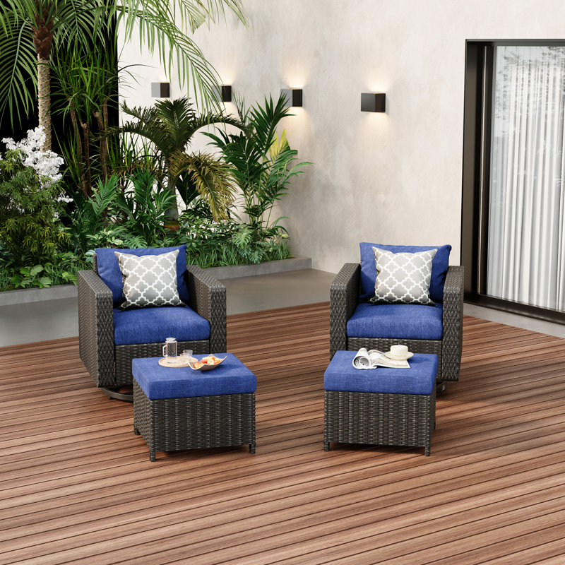 Chaise berçante d'extérieur en osier Ladelle