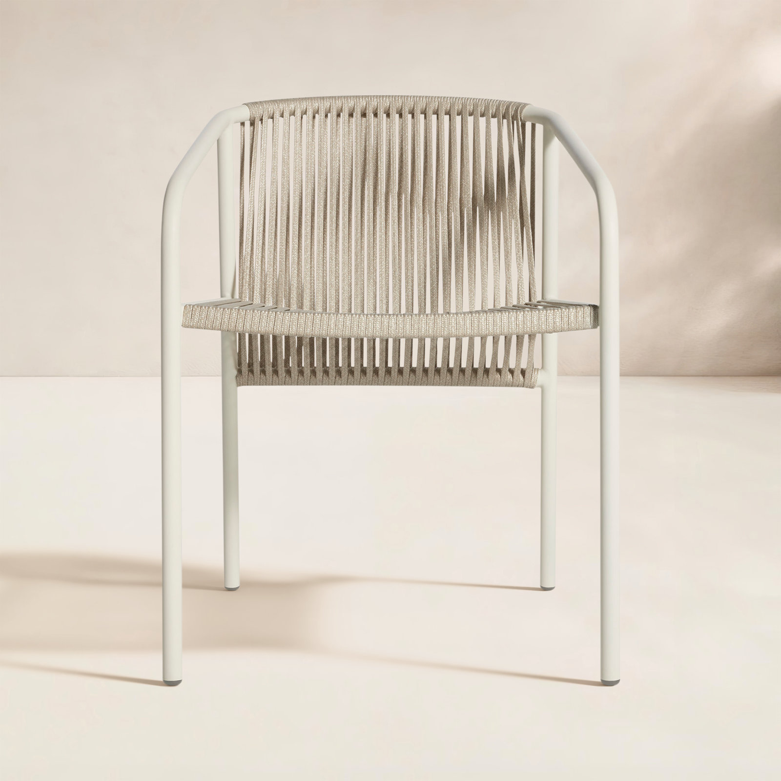 Lookout Patio Armchair, White