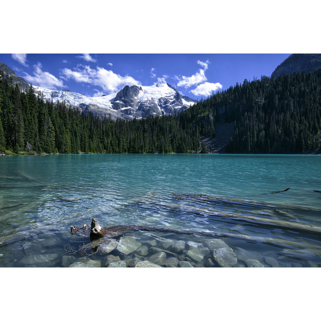 Joffre Lakes von Leonu - Kunstdrucke auf Leinwand