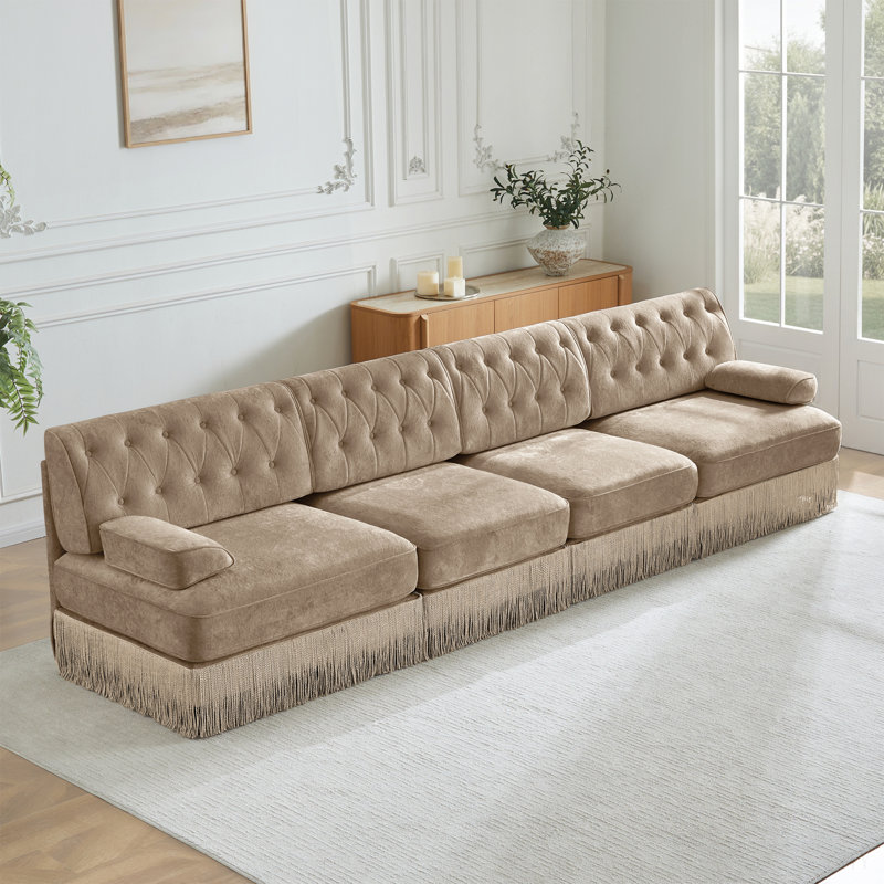 Canapé Chesterfield, H 34,2 po x l 135,6 po x P 33,8 po, Chameau, 4