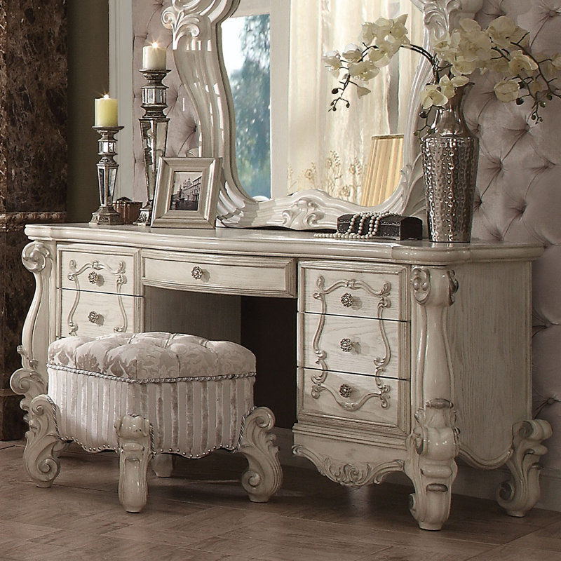 Bureau de coiffeuse Queenies