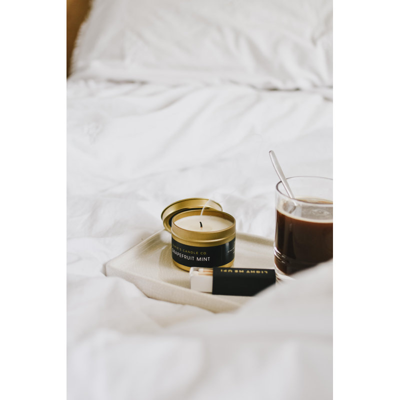 Bougie de voyage au parfum de pamplemousse et de menthe